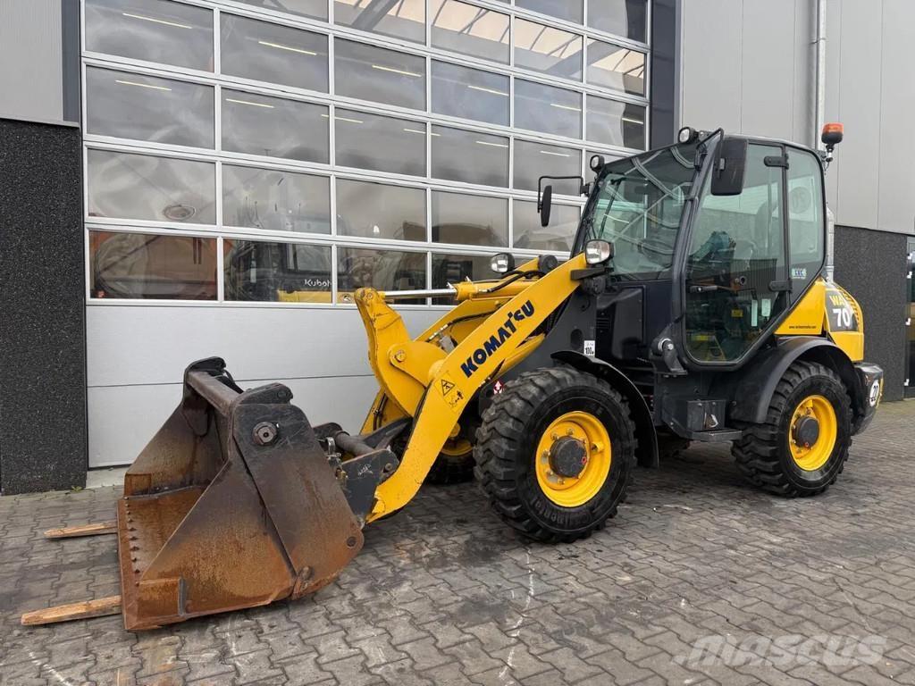 Komatsu WA70-7 Utovarivači na kotačima