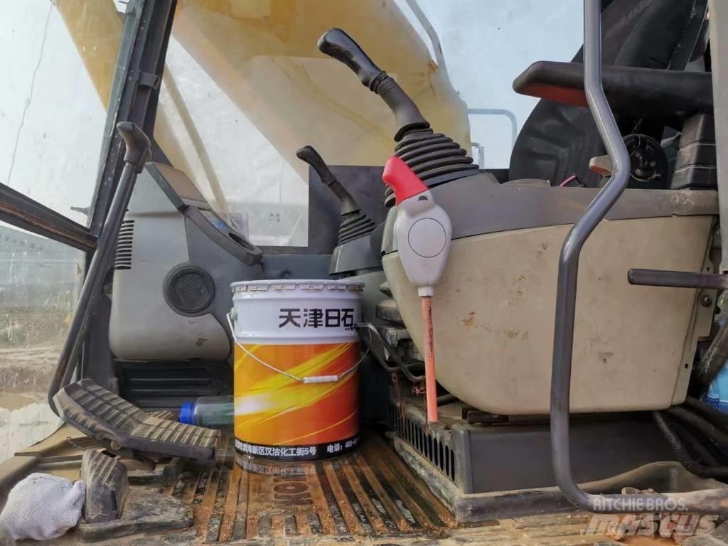 Komatsu pc200-8 Bageri gusjeničari