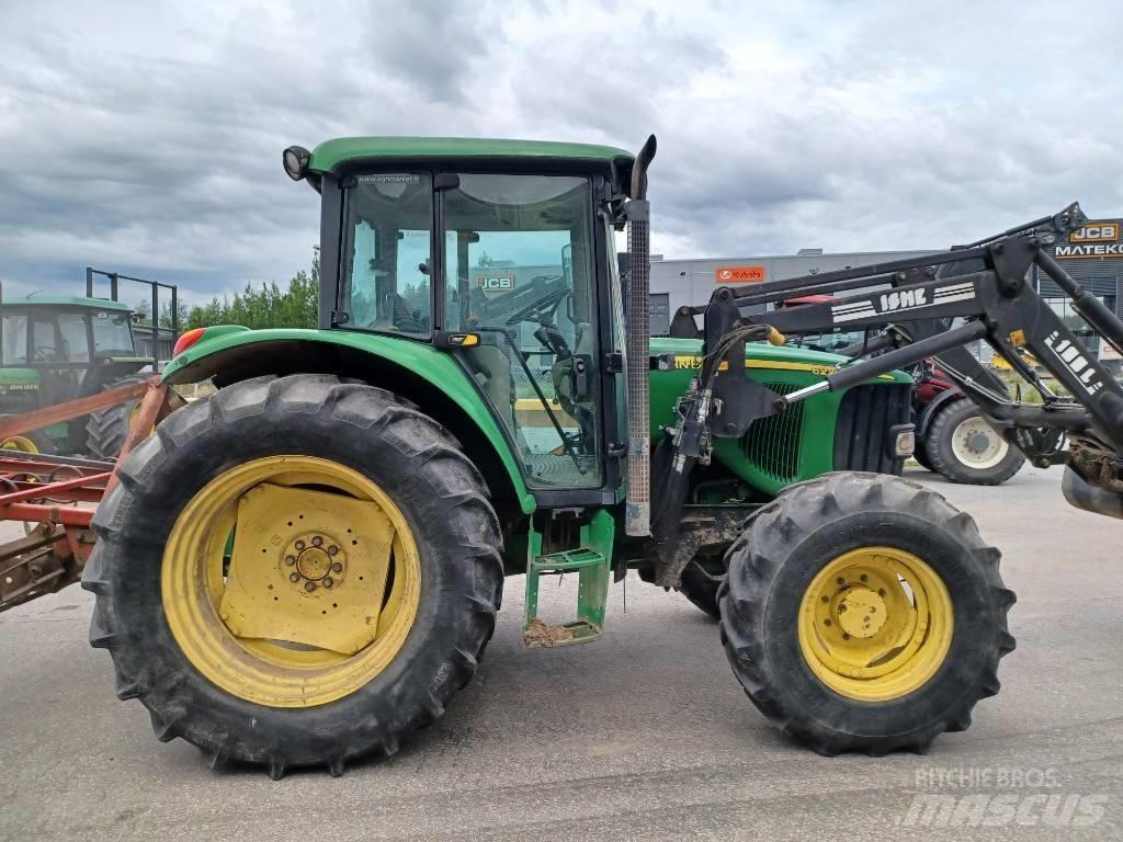 John Deere 6220 Traktori