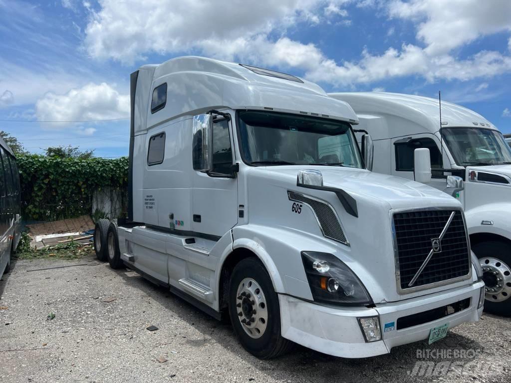 Volvo VNL 780 Traktorske jedinice