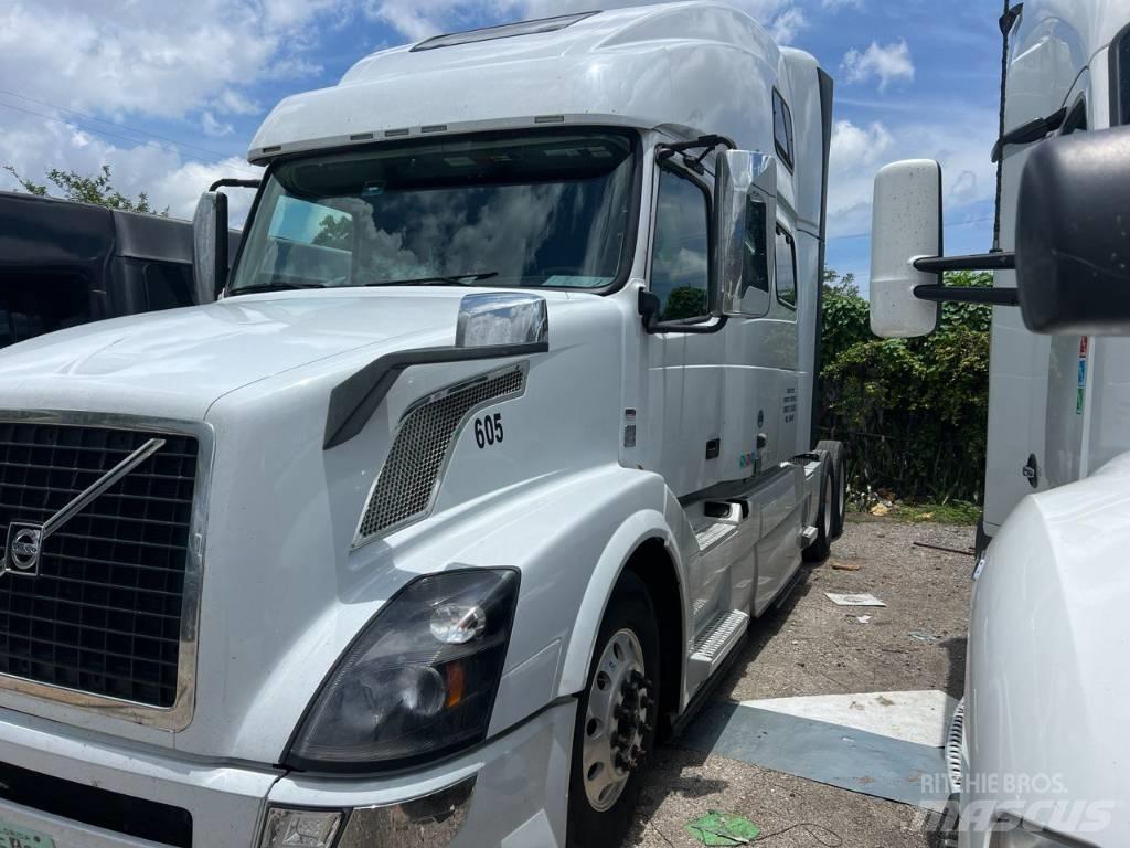Volvo VNL 780 Traktorske jedinice