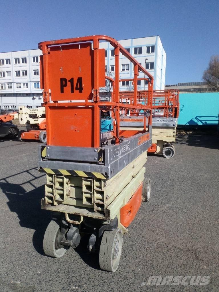 JLG 2030 ES Škaraste platforme