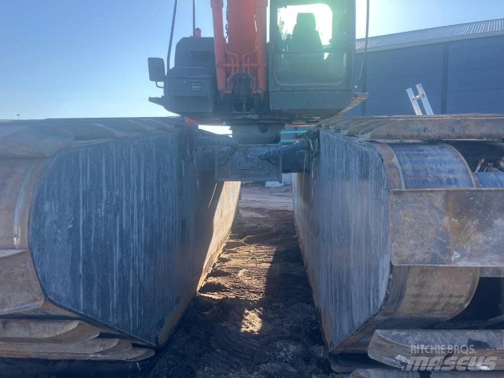 Hitachi ZX 130LCN Amfibijski bageri