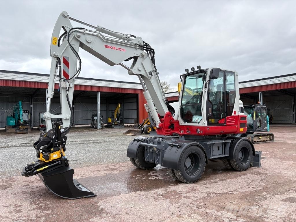 Takeuchi TB395W Bageri na kotačima