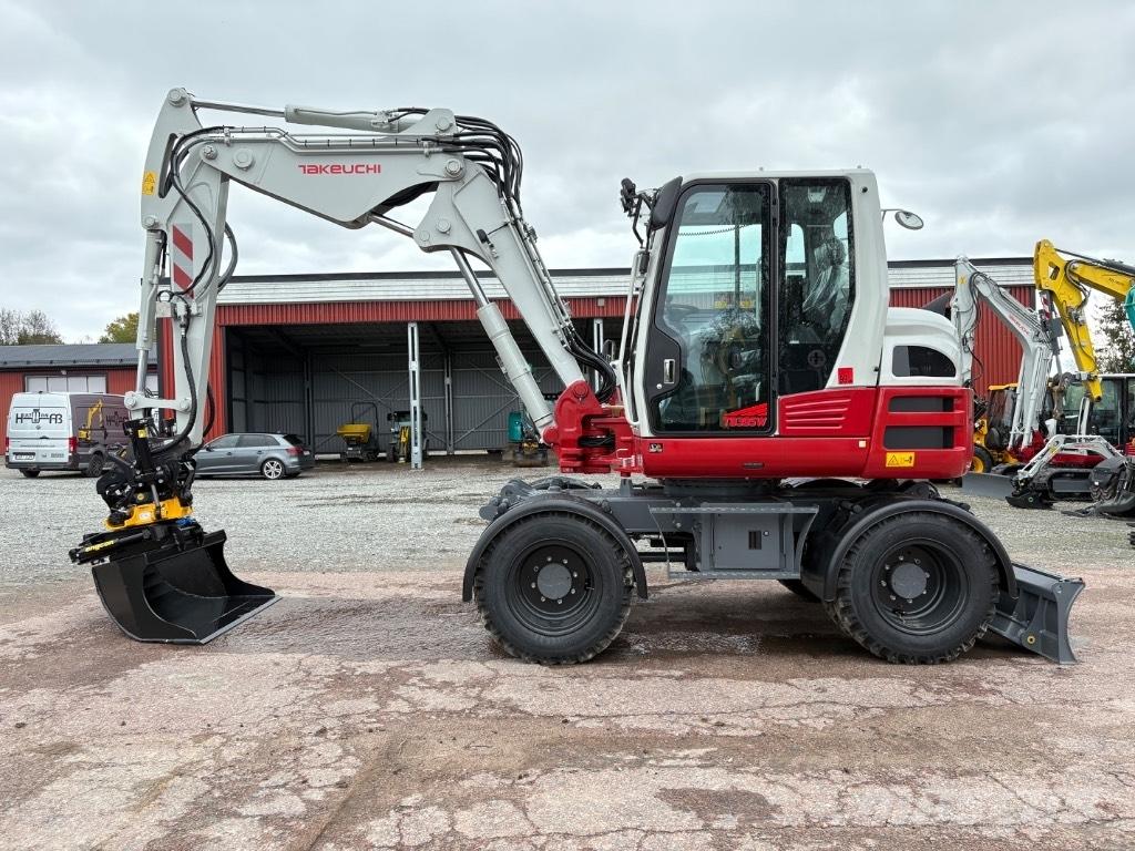Takeuchi TB395W Bageri na kotačima