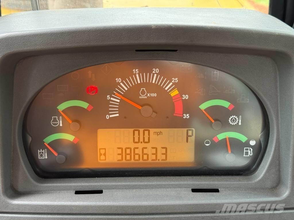 CAT D 8 T Buldožeri gusjeničari