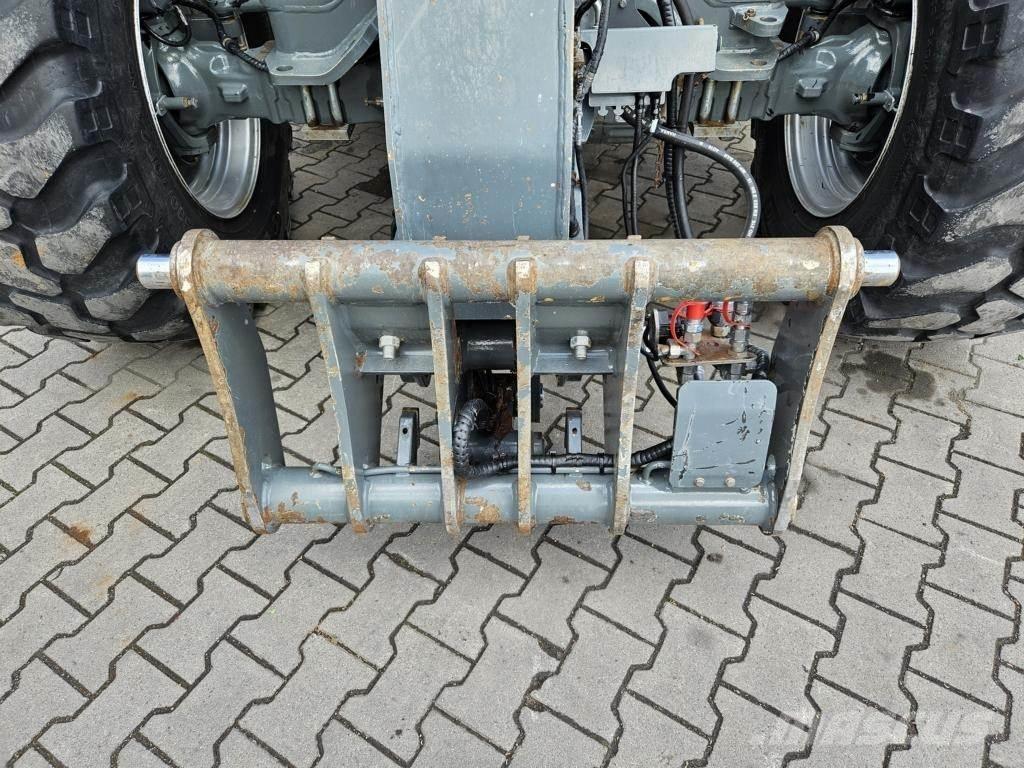 Kramer KT457 Teleskopski viličari