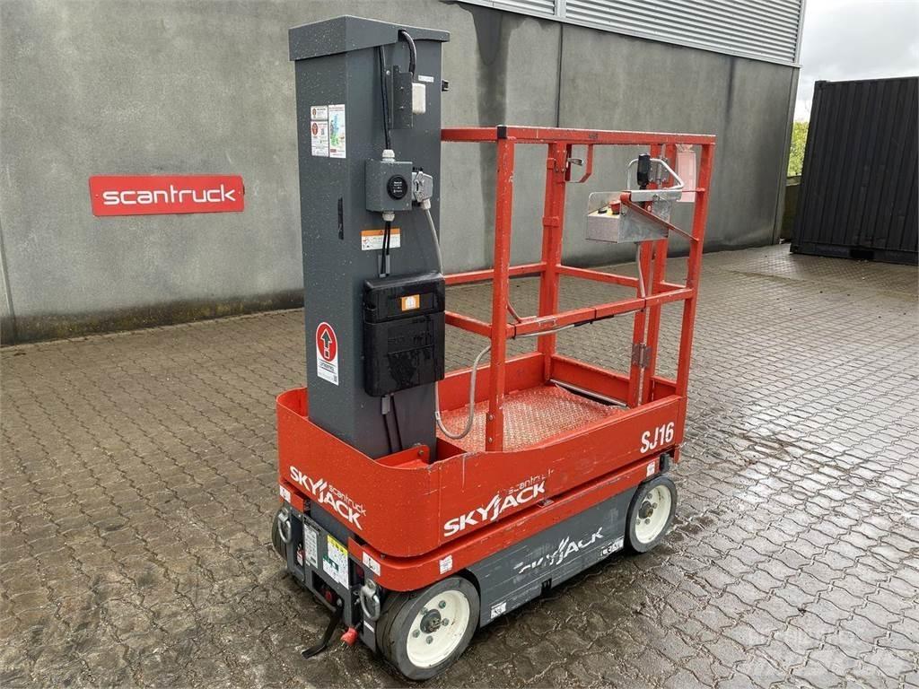SkyJack SJ16 Vertikalne radne podizne platforme