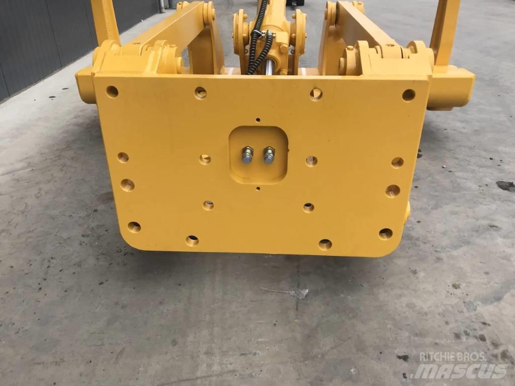 Komatsu D61 Skarifikatori
