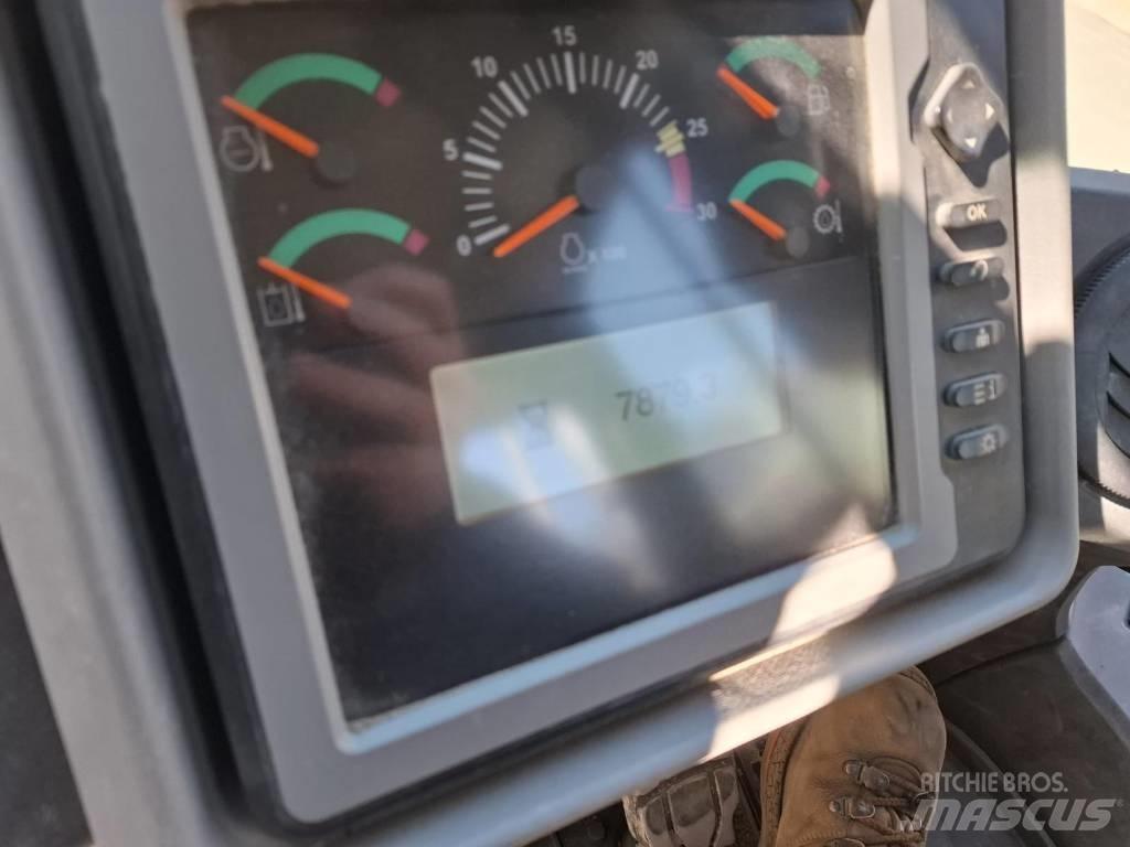 CAT 966K Utovarivači na kotačima
