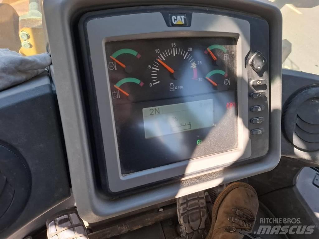 CAT 966K Utovarivači na kotačima