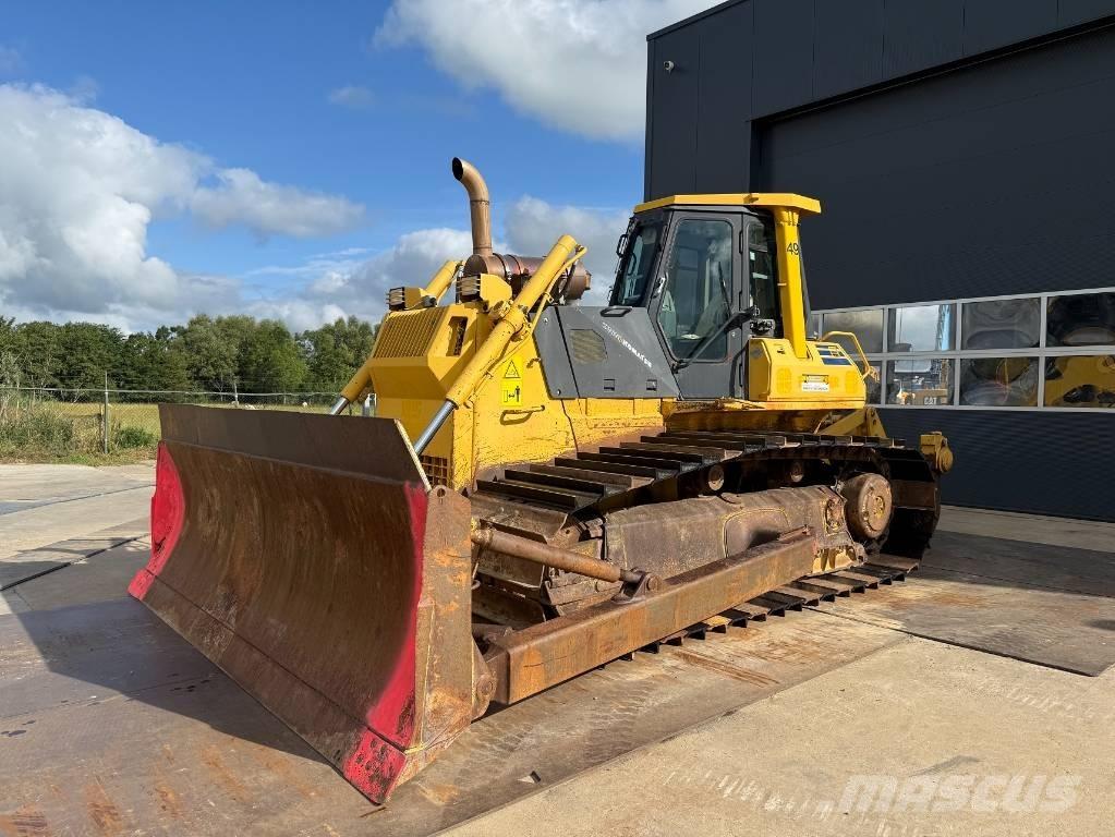 Komatsu D 65 PX-12 Buldožeri gusjeničari