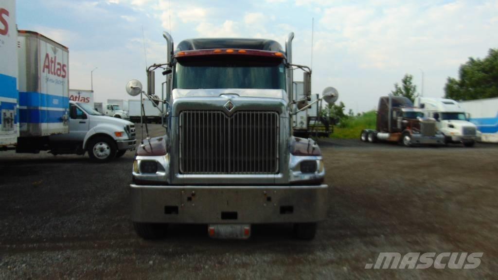 International 9900 i Traktorske jedinice