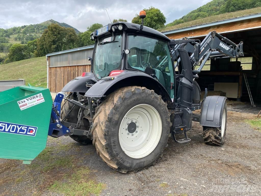 Valtra N134  HiTECH Traktori