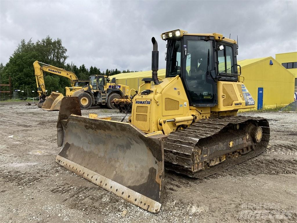 Komatsu DX 51 PX 22 Buldožeri gusjeničari