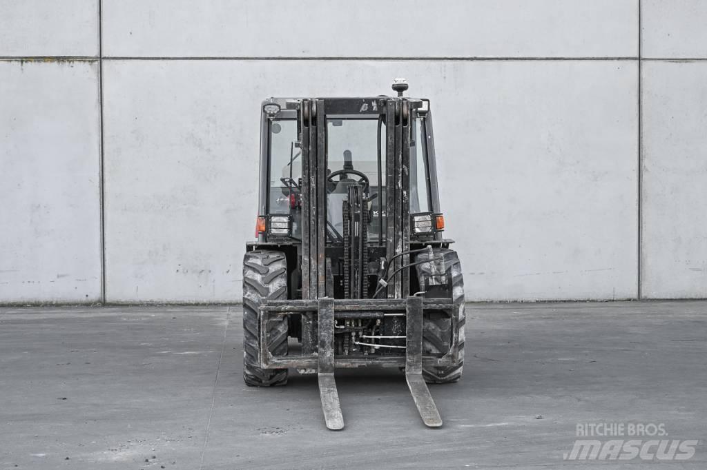 Manitou MH 25-4 Terenski viličar