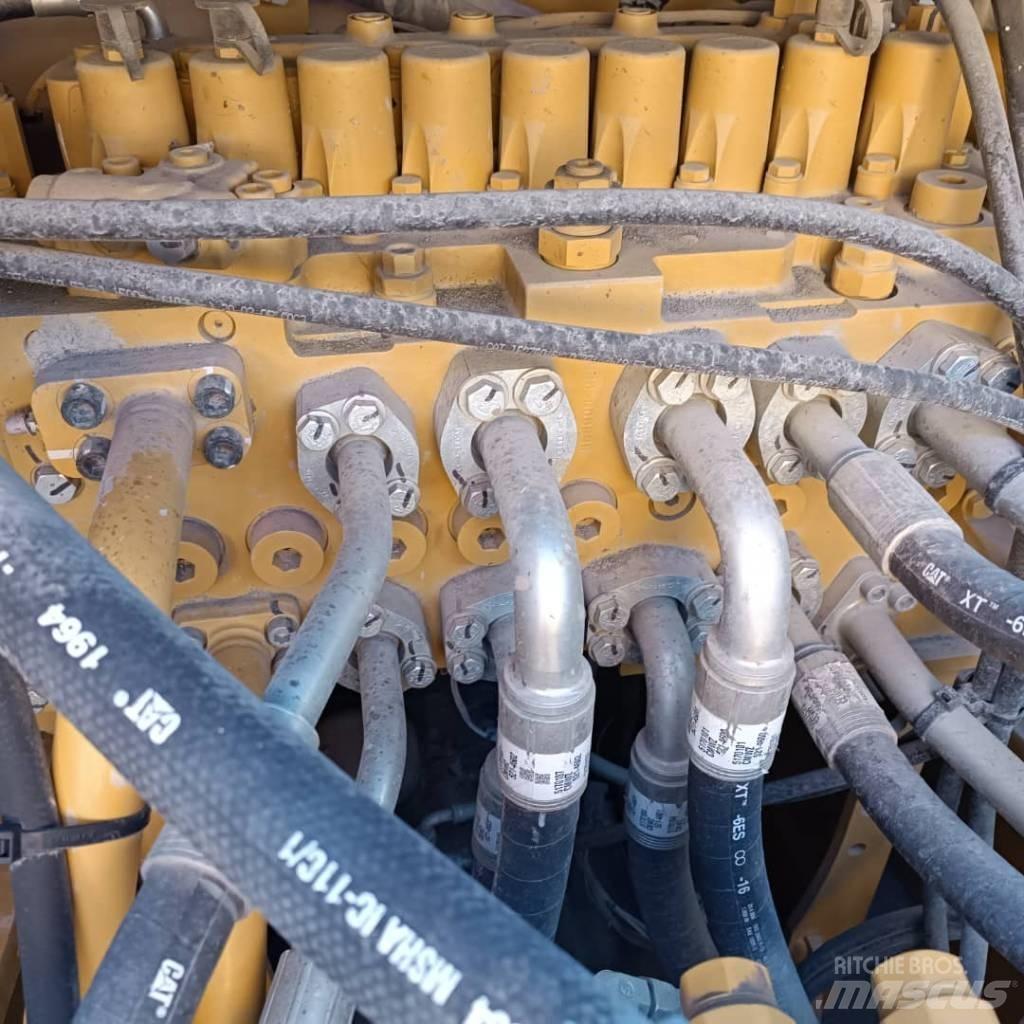CAT 330GC Bageri gusjeničari