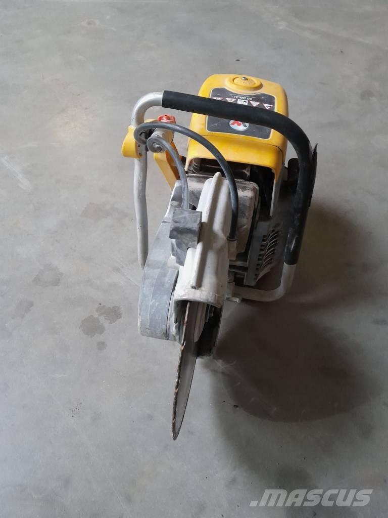 Wacker Neuson BFS635 Pile za stijene i beton