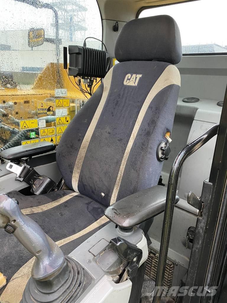 CAT 2020 Bageri gusjeničari