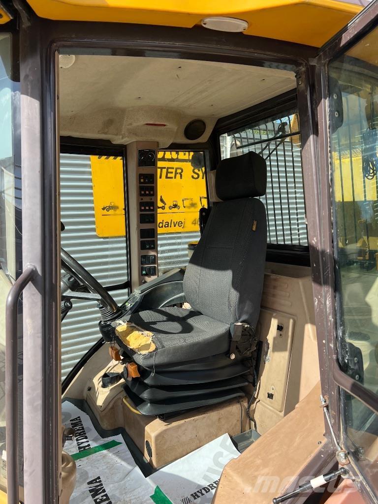 Hydrema 912 DS Zglobni demperi