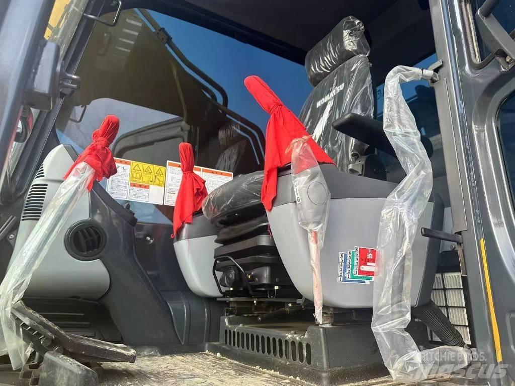 Komatsu PC450-8 Bageri gusjeničari