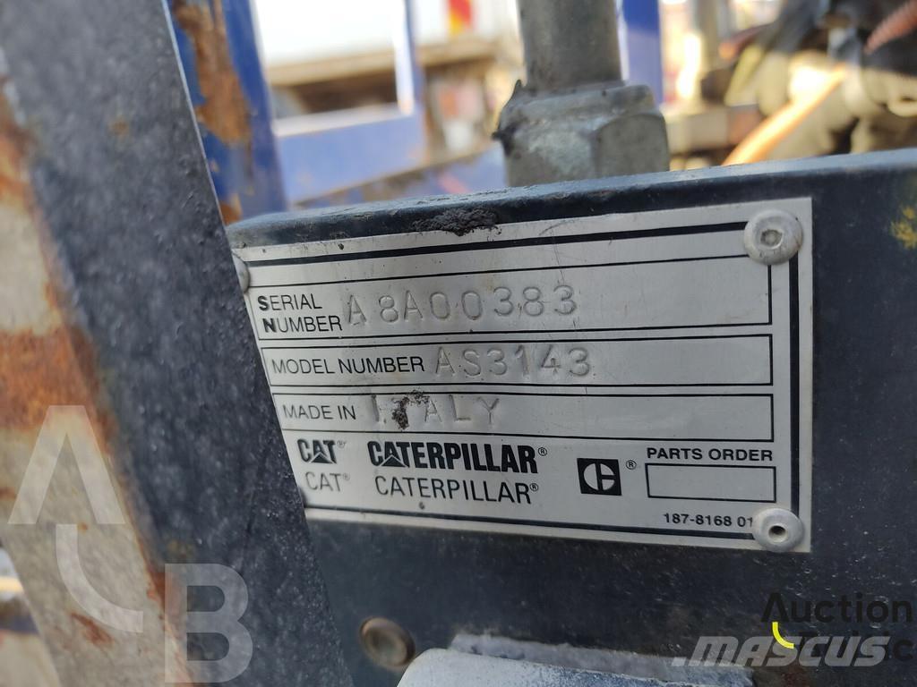 CAT AP 255 E Asfaltni finišeri