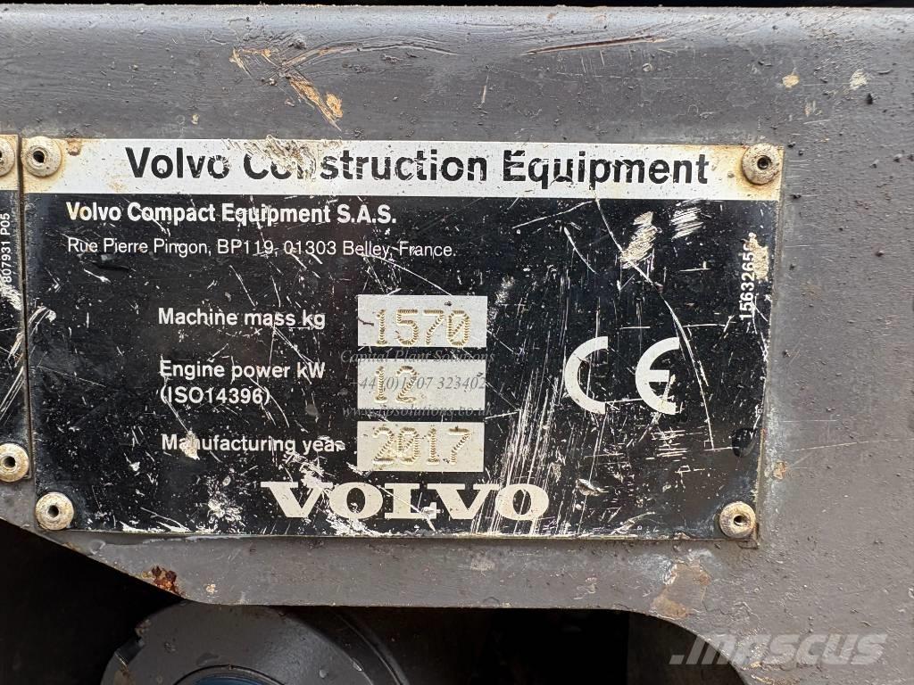 Volvo EC 15 D Mini bageri <7t
