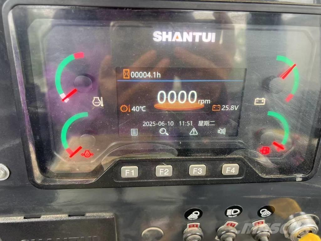 Shantui SD 22 Buldožeri gusjeničari