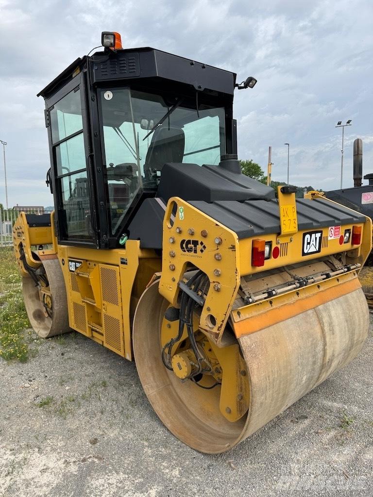 CAT CD 54 B Valjci sa dvojnim bubnjem