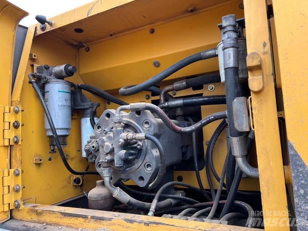Volvo EC 290 B LC Bageri gusjeničari