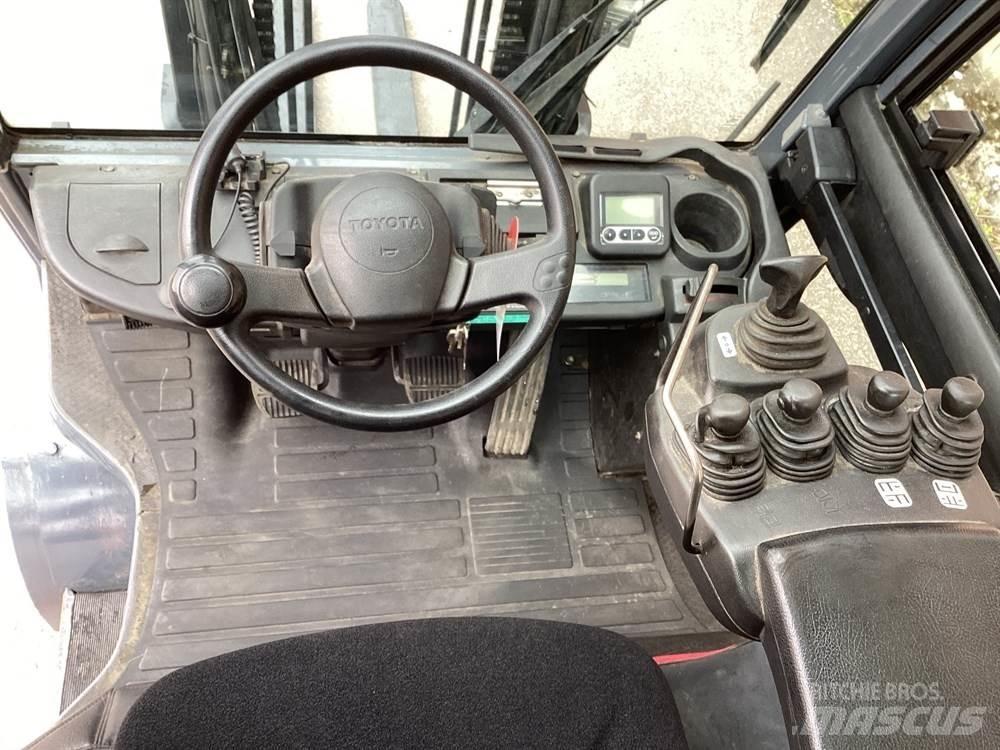 Toyota 8FDJF35 Dizelski viličari