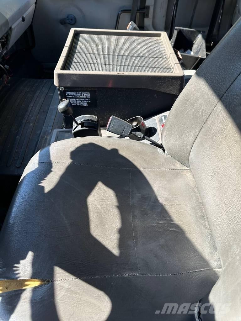 DAF Leyland Rol kiper kamioni s kukama za dizanje