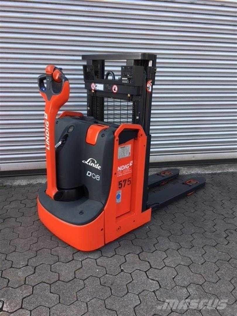 Linde D08 Visokopodizni komisioni viličar