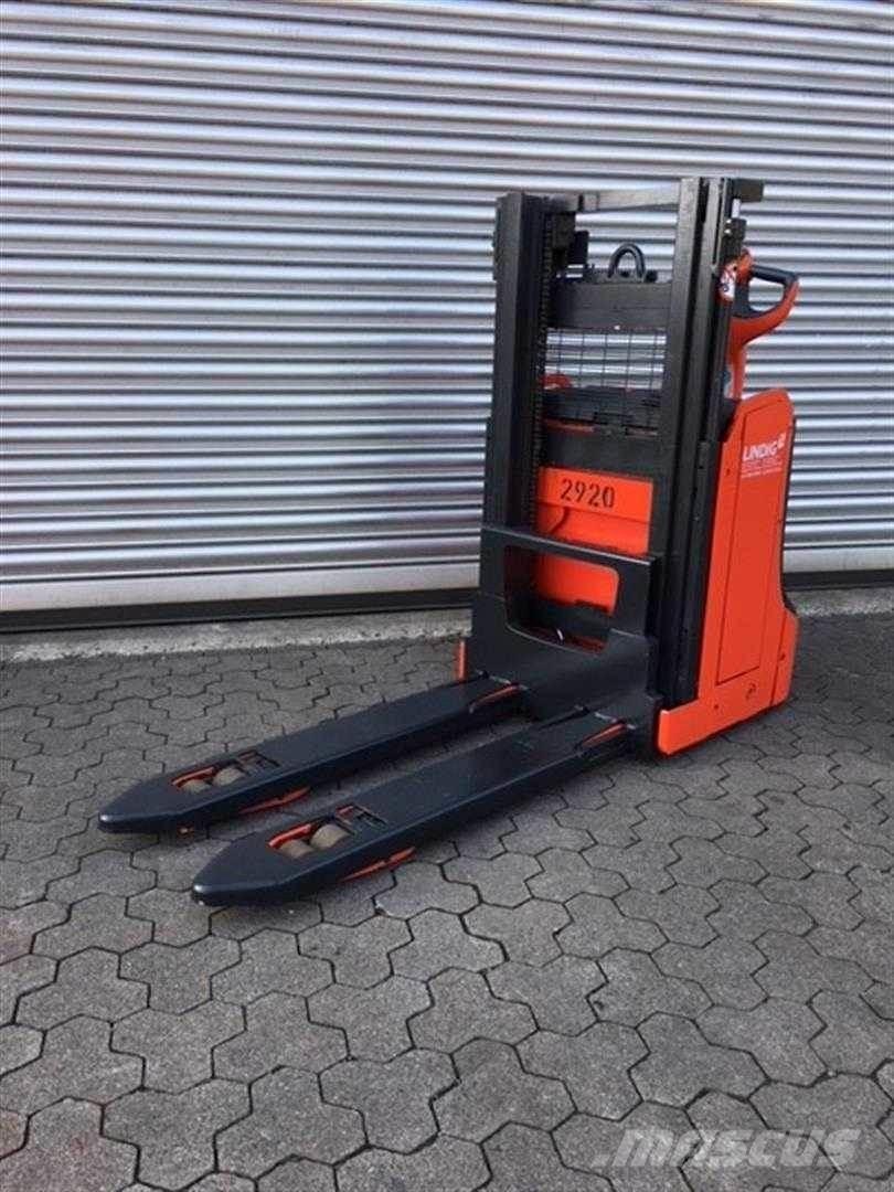 Linde D08 Visokopodizni komisioni viličar
