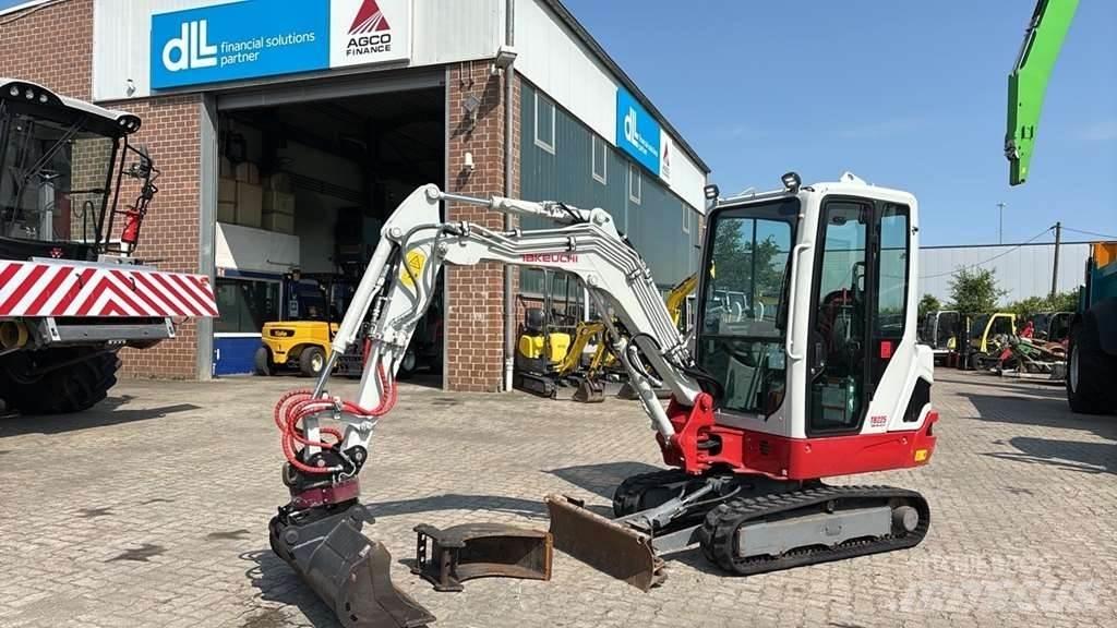 Takeuchi TB225 Mini bageri <7t
