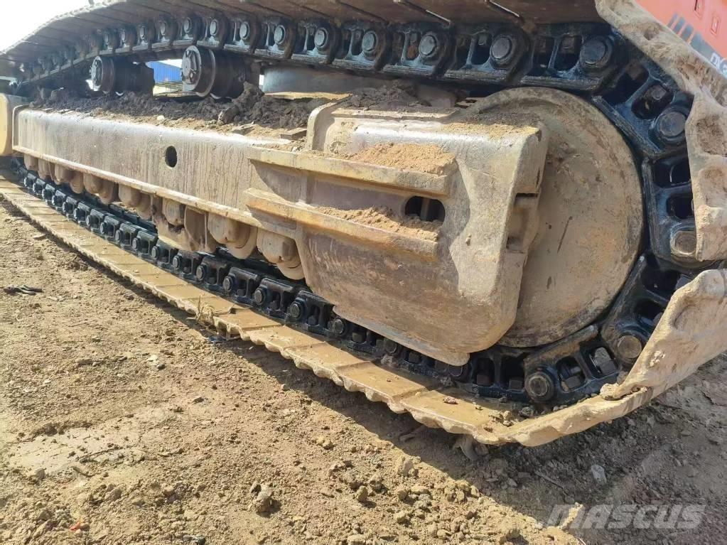 Doosan DX 380 LC Bageri gusjeničari