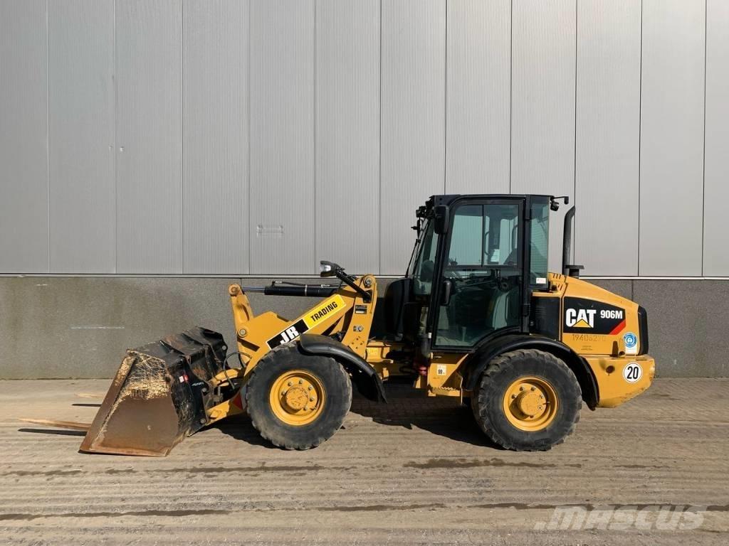 CAT 906 Utovarivači na kotačima
