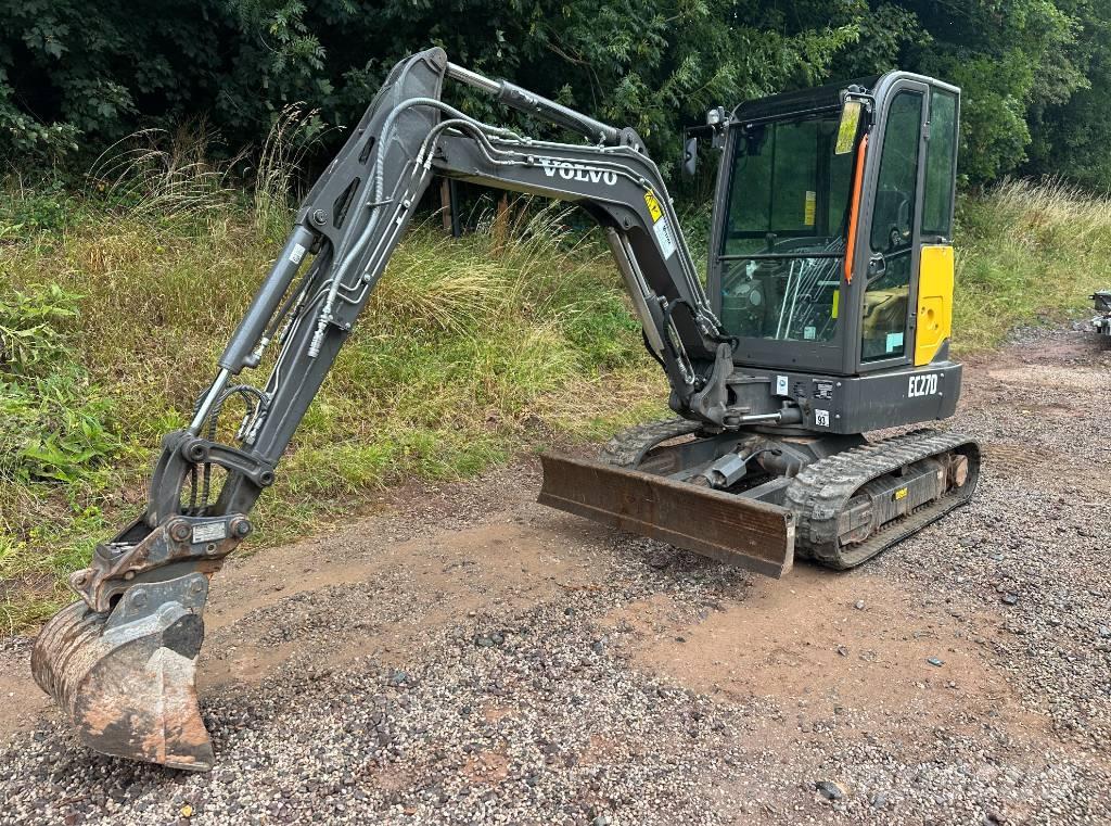 Volvo EC 27 D Mini bageri <7t