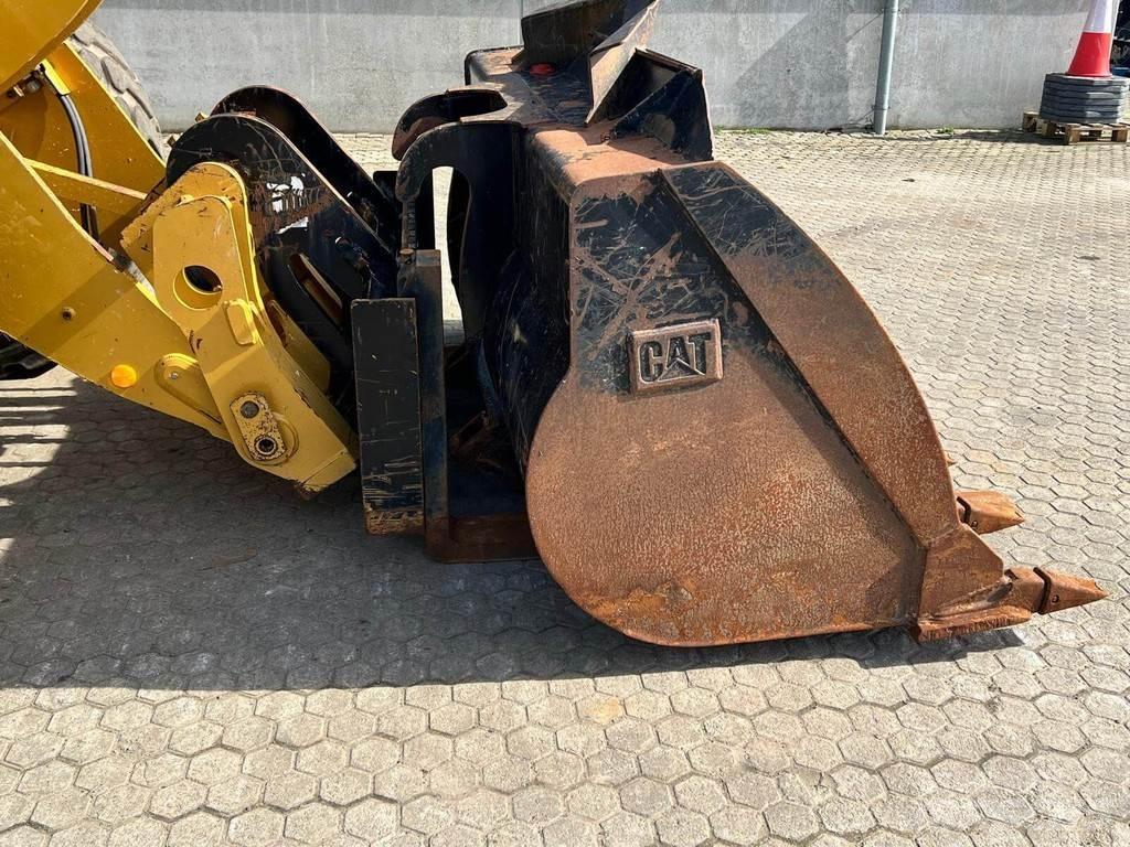 CAT 926M Utovarivači na kotačima
