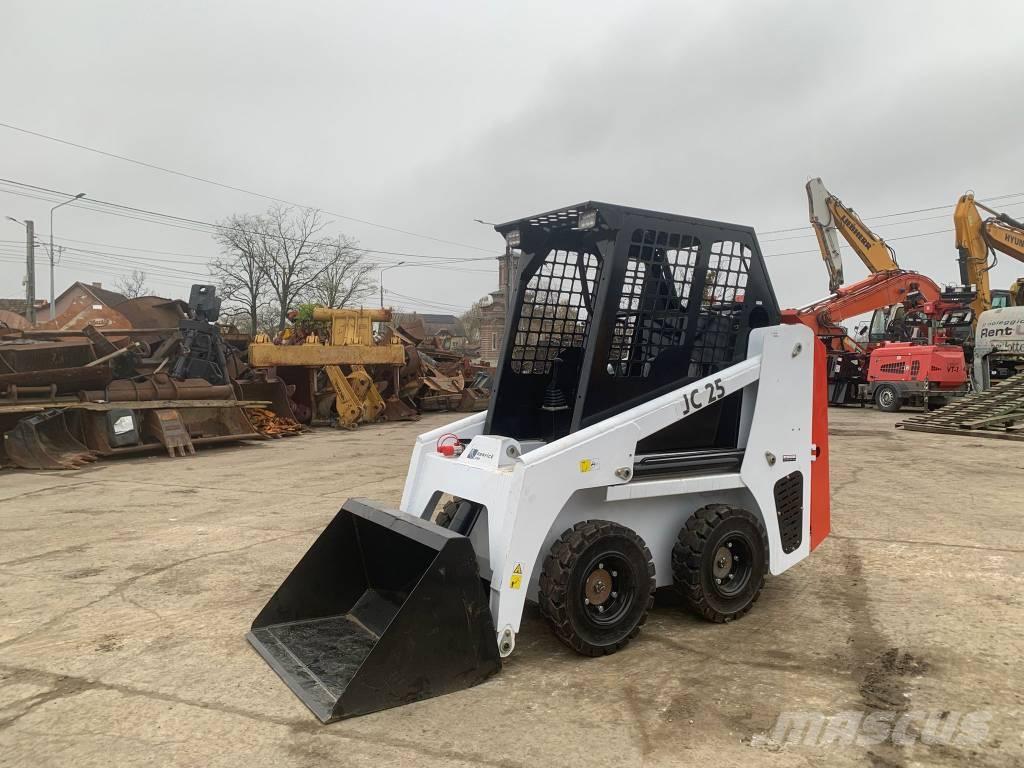  JC 25 Skid steer mini utovarivači