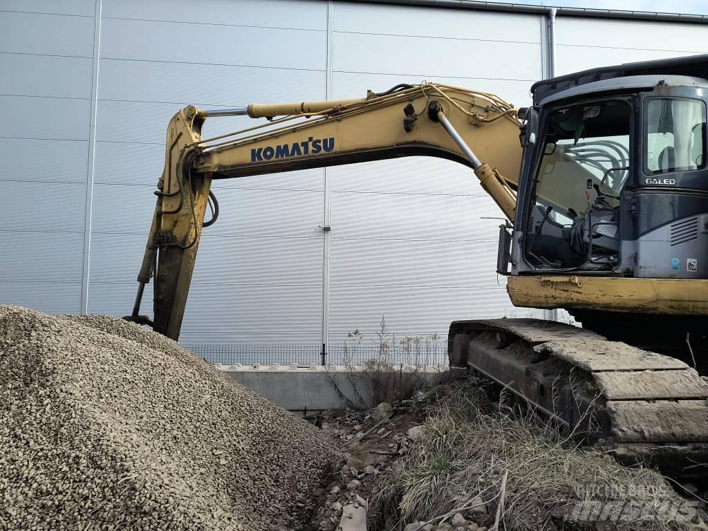 Komatsu 228 Bageri gusjeničari
