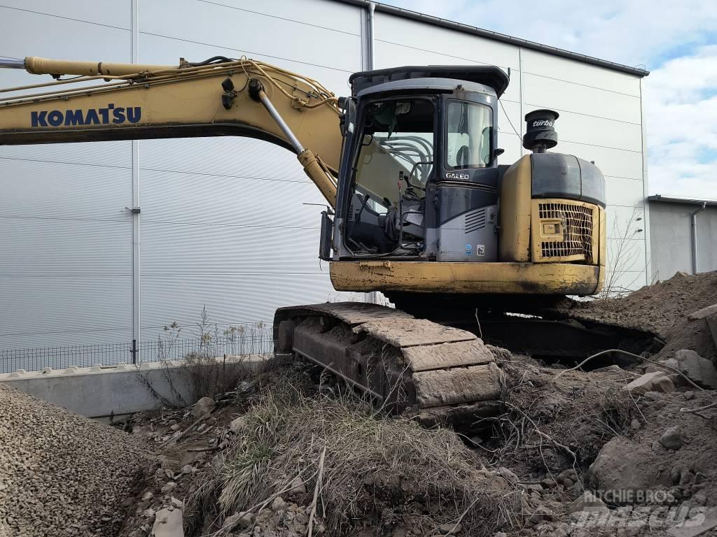 Komatsu 228 Bageri gusjeničari