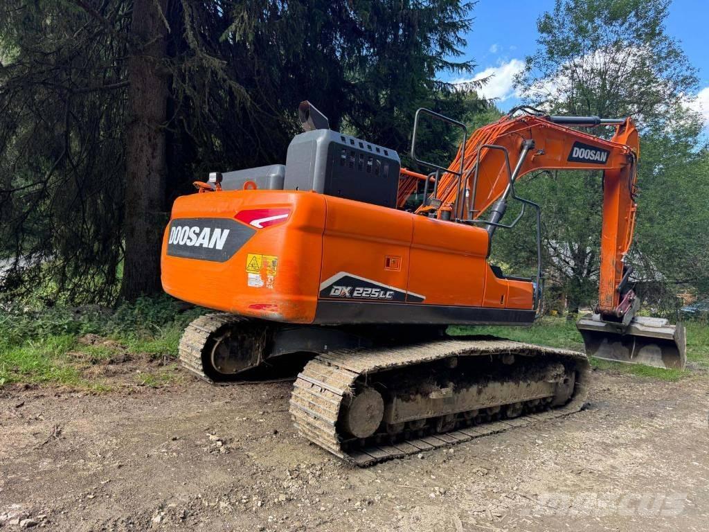 Doosan DX 225 LC-7 Bageri gusjeničari