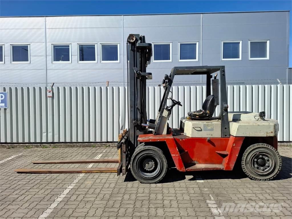 Nissan DF05A60U Dizelski viličari