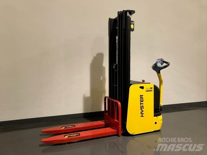 Hyster S1.6AC Ručni električni viličar