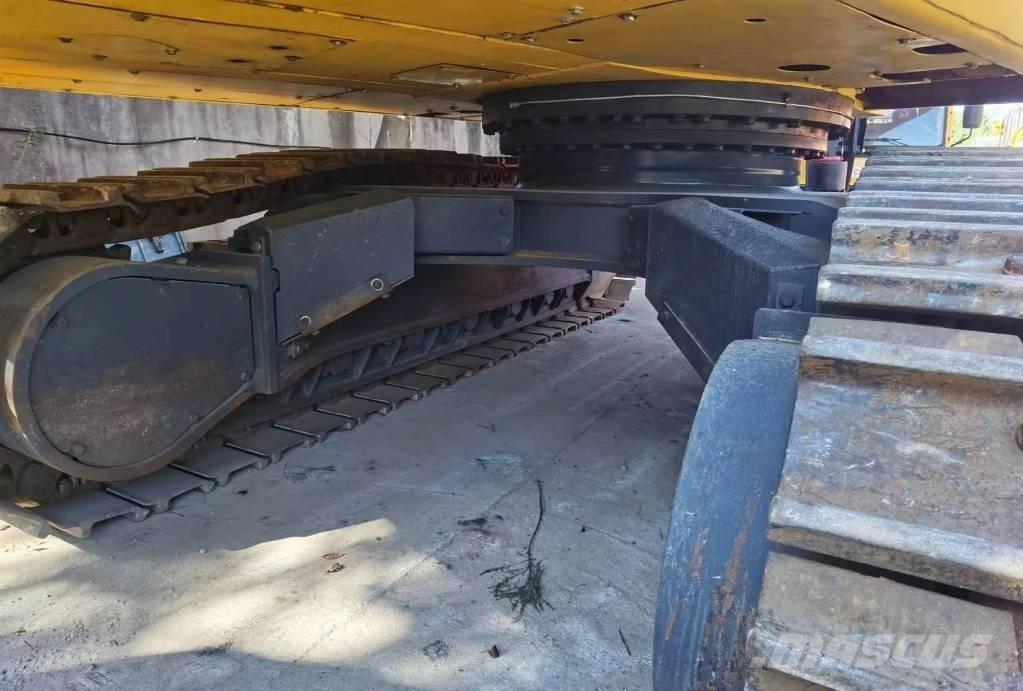 Komatsu PC 450 Bageri gusjeničari