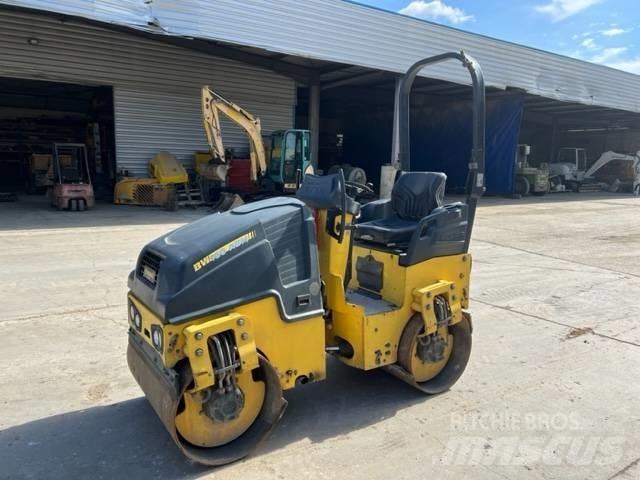 Bomag BW 100 AD M-5 Valjci sa dvojnim bubnjem