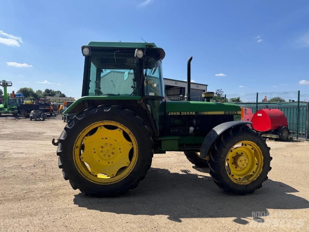 John Deere 2850 Traktori