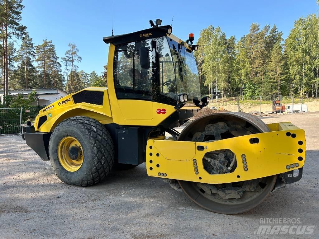 Bomag BW 213 Valjci sa jednim bubnjem