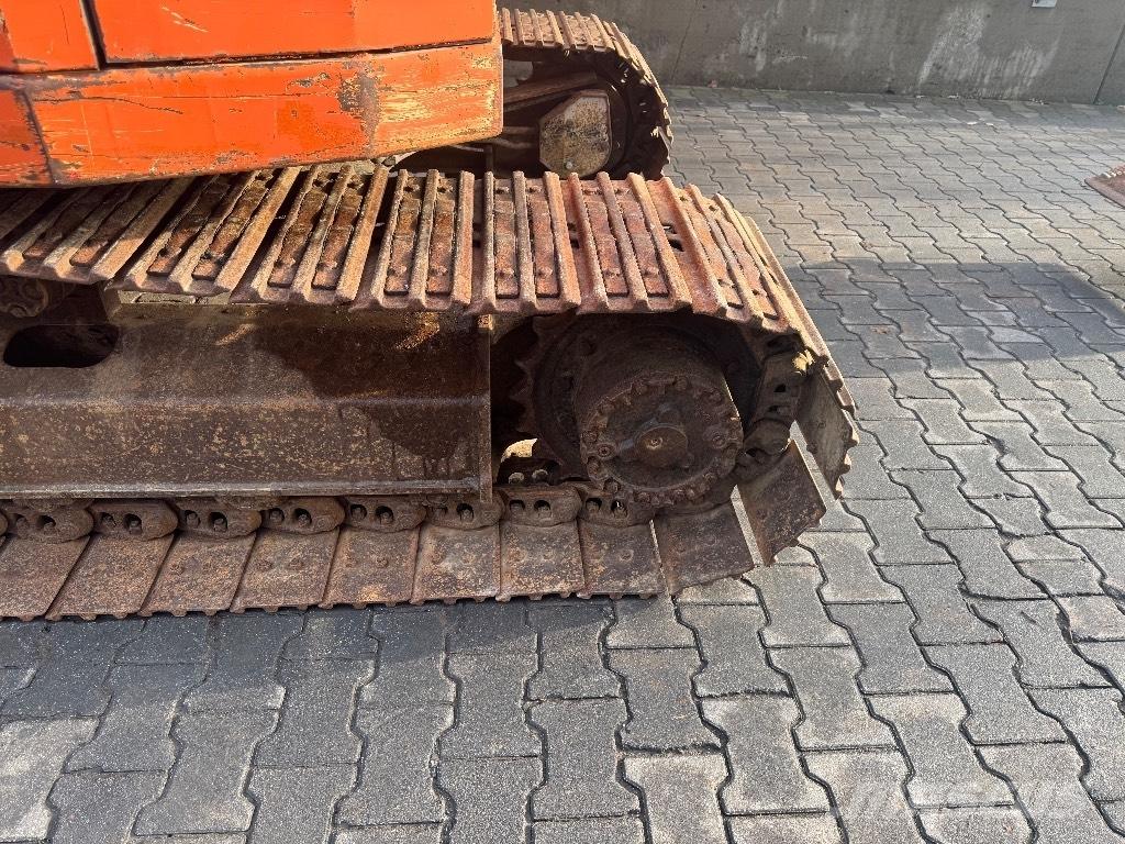 Hitachi EX 60 Mini bageri <7t